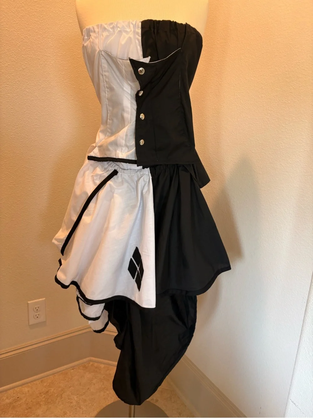 Black & White Harley Quinn Inspired Costume